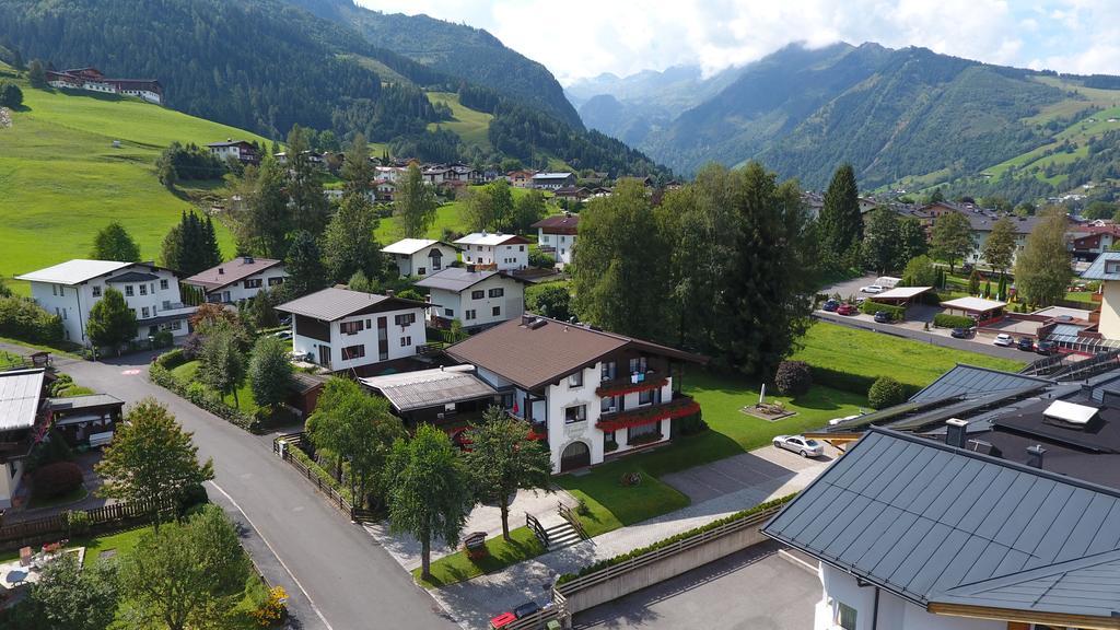 Johannahof Appartements Kaprun Esterno foto