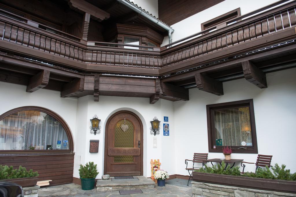 Johannahof Appartements Kaprun Esterno foto